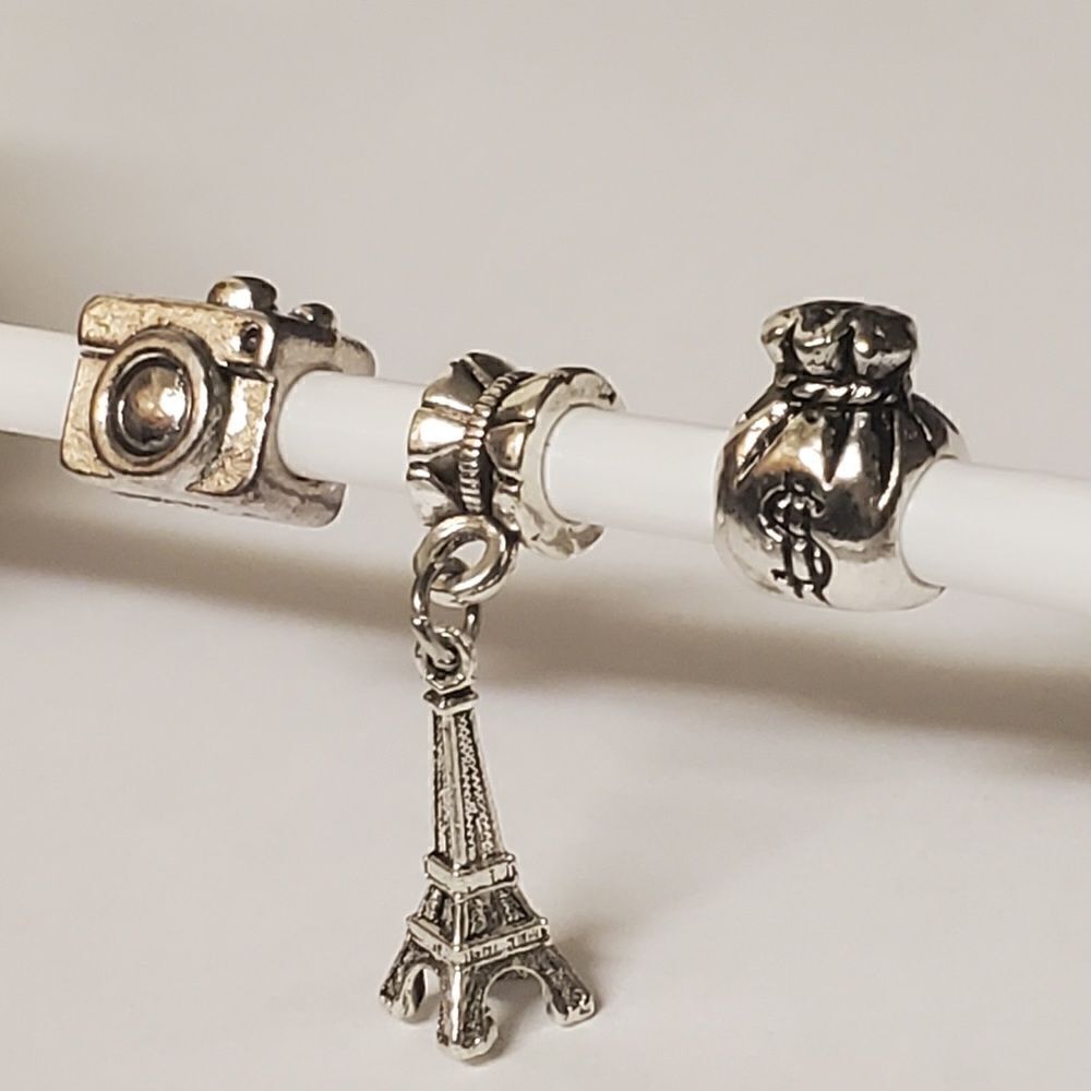Charms    - Picture 3 of 3